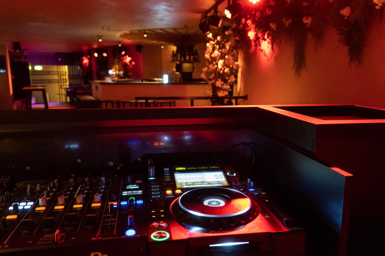 Interieur Eau Lounge Rotterdam